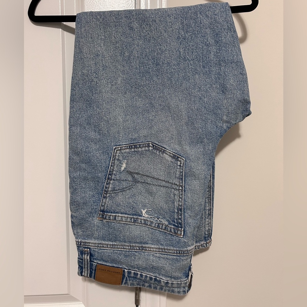 NWOT Size 14 American Eagle Curvy Straight Jean